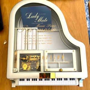 Japan made Lady Mate Collection piano shaped jewelry box